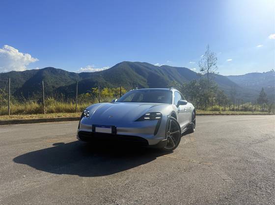PORSCHE TAYCAN 4S CROSS TURISMO ELÉTRICO